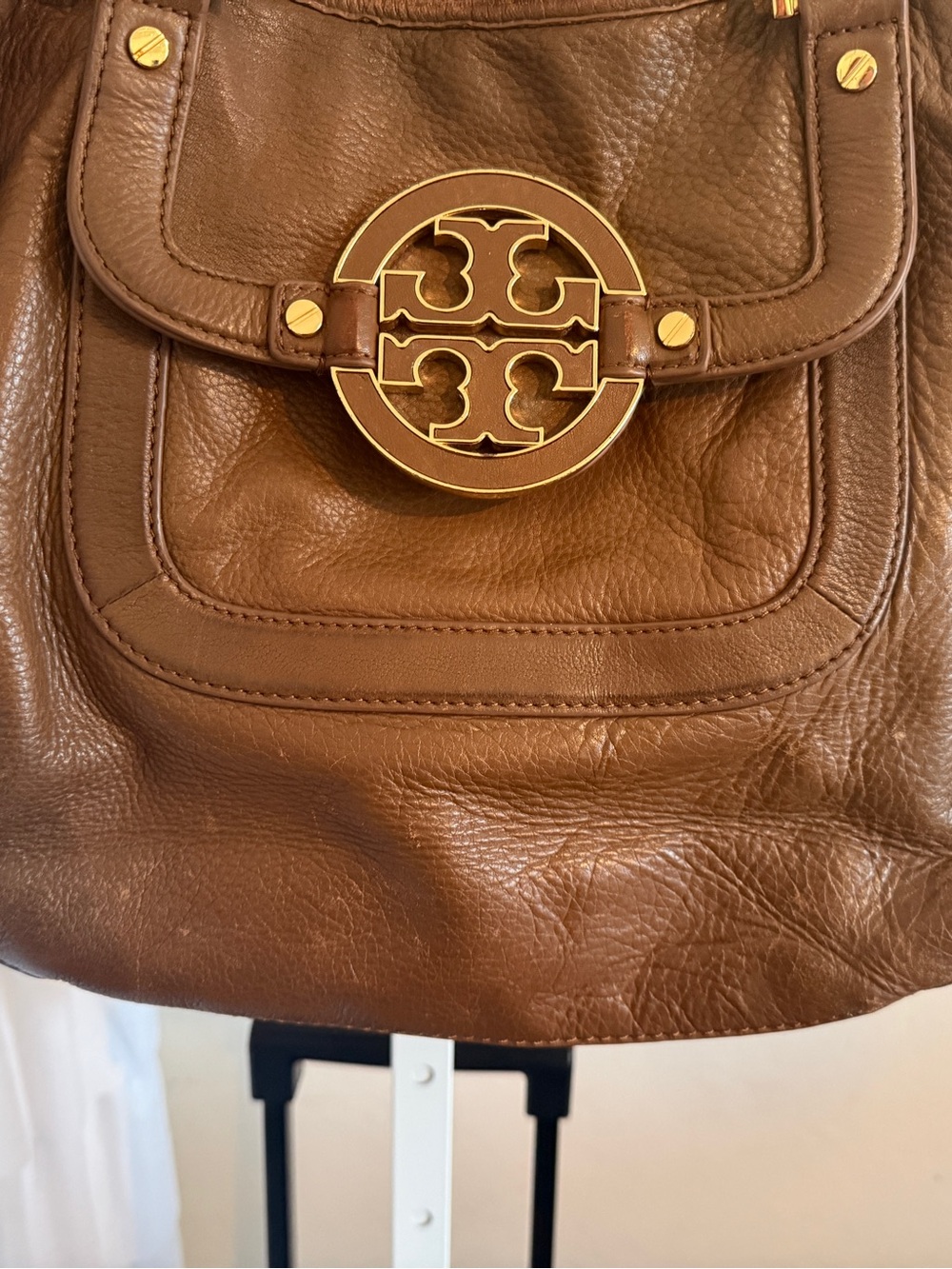 Tory Burch • Amanda Classic Dark Camel Hobo Bag • Purse • Retail $598 - Picture 14 of 15